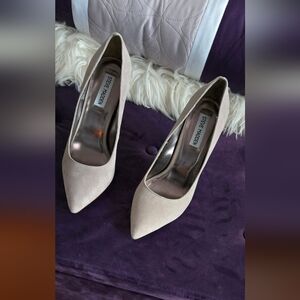 Steve Madden Women's Tan Pumps